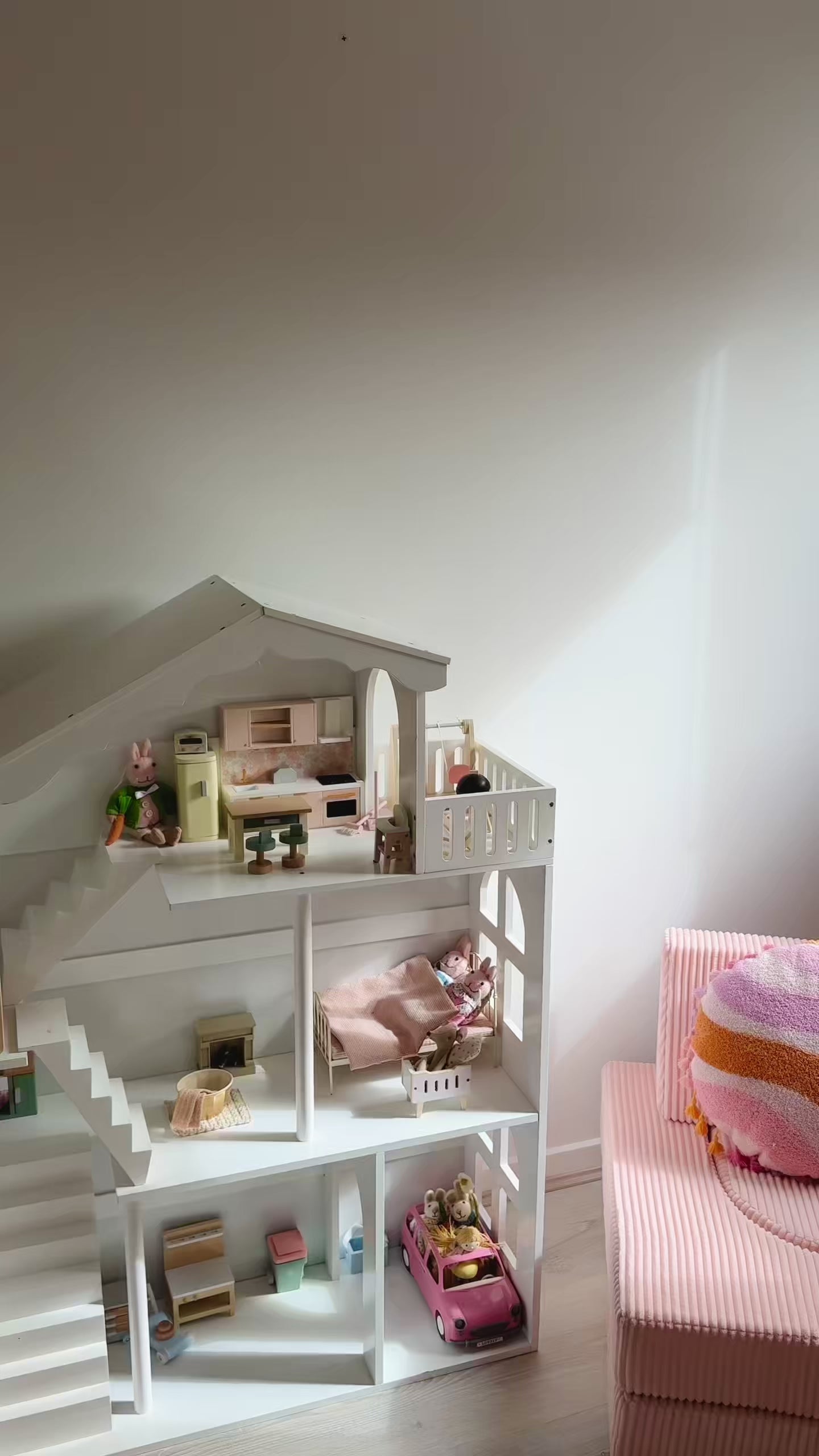 Video of blank wall transformed with application of Pastel Wall Decal Stickers